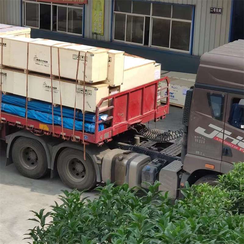 甘孜至新疆阿勒泰福海县物流专线，一站式服务，让您的货物畅行无忧